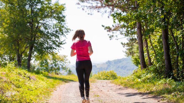 combien-temps-marcher-pour-perdre-1-kilo